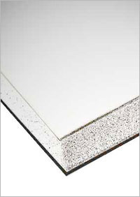 32" x 40" x 3/16" White Gatorfoam Board 12 Pack